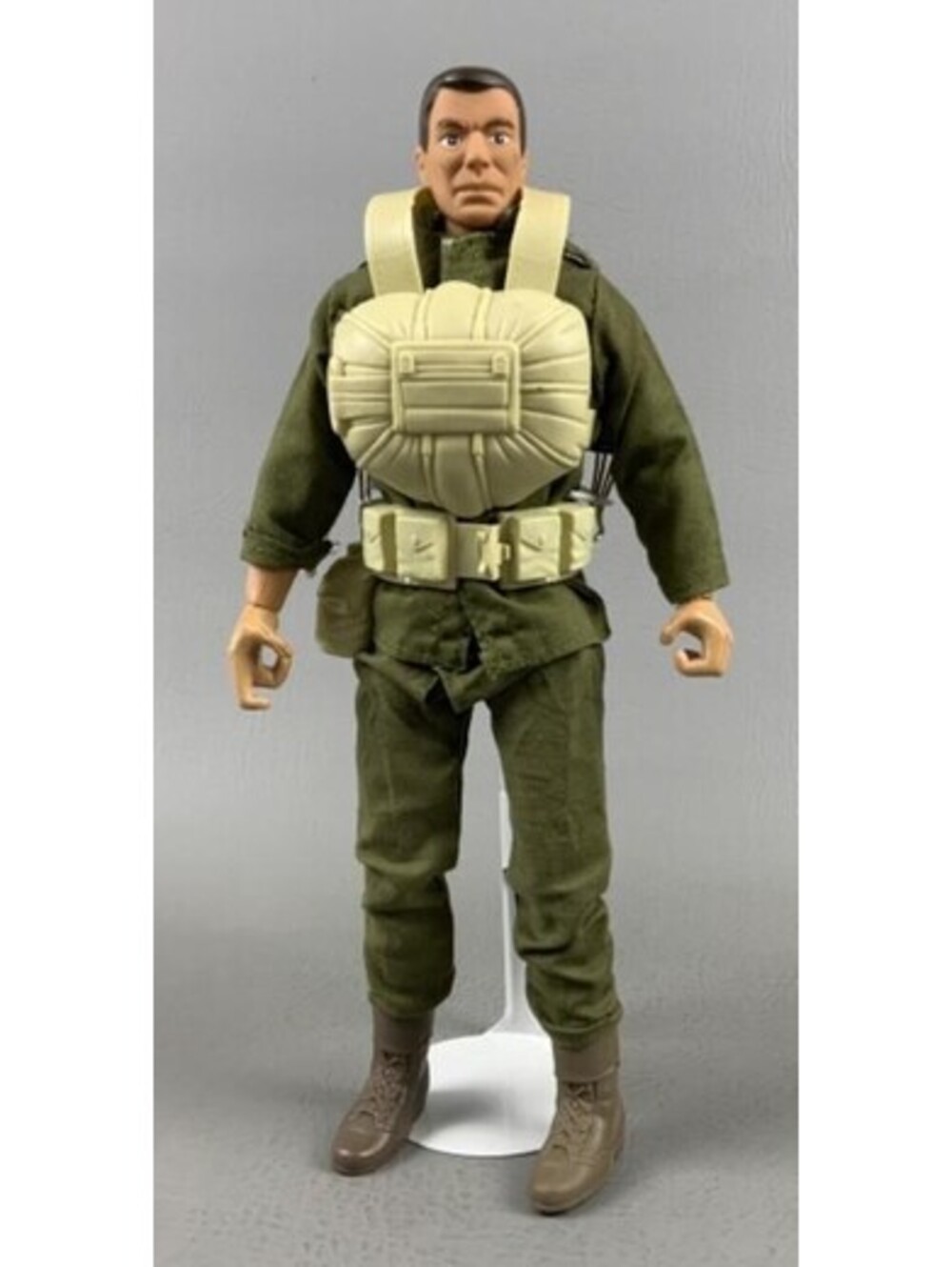 Soldiers Of The World Paratrooper Action Figure With Uniform And Gear